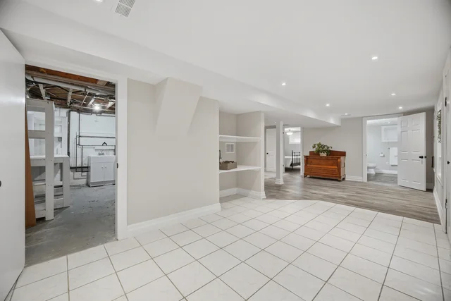 18 Delsey Street, Hamilton - photo 64