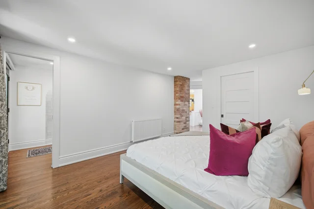 22 Pretoria Avenue, Toronto - photo 34