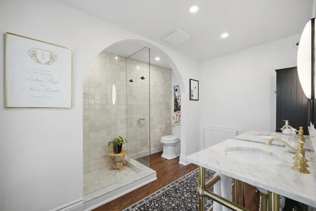 22 Pretoria Avenue, Toronto - photo 35
