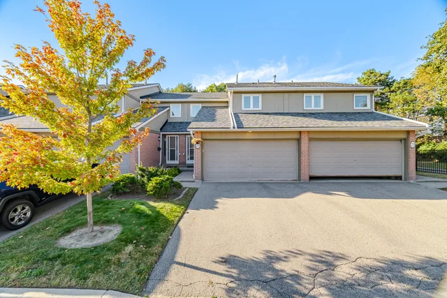 #78-3079 Fifth Line West, Mississauga - photo 1