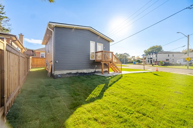 16 Old Princess Street, Mississauga - photo 4