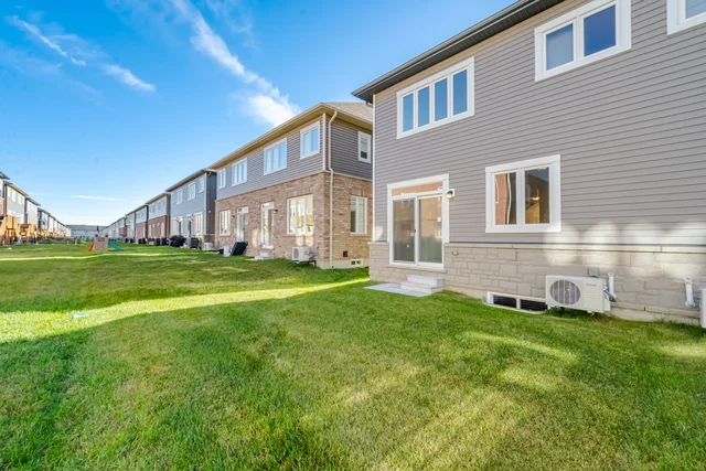 31 Brown Street, Erin - photo 51