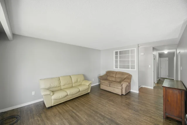 49 Ferndale Cresecent, Brampton - photo 9
