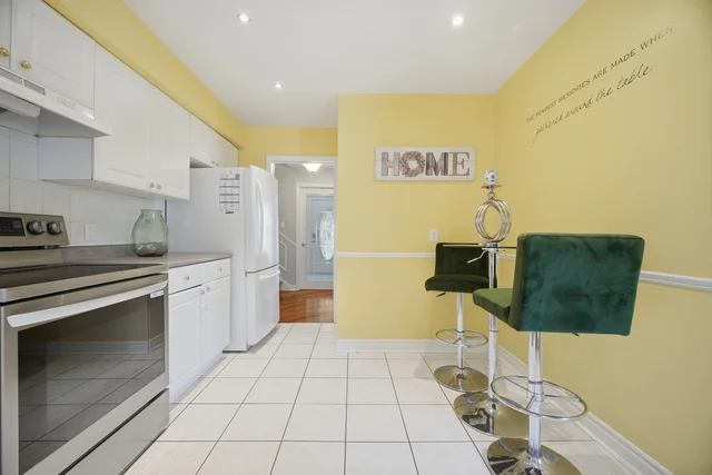 75 Sabrina Drive, Etobicoke - photo 9