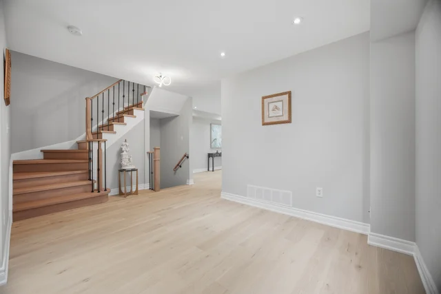 5163 Preservation Circle, Mississauga - photo 16