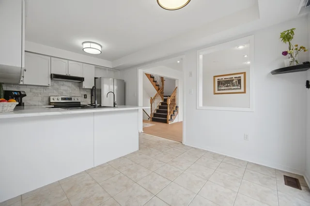 95 Sweetwood Circle, Brampton - photo 30