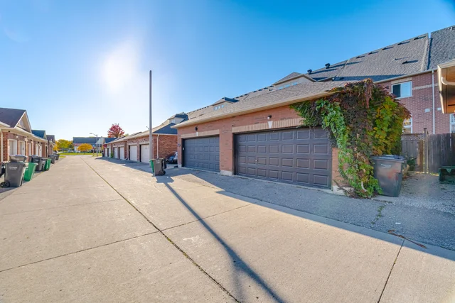 3184 Eclipse Avenue, Mississauga - photo 68