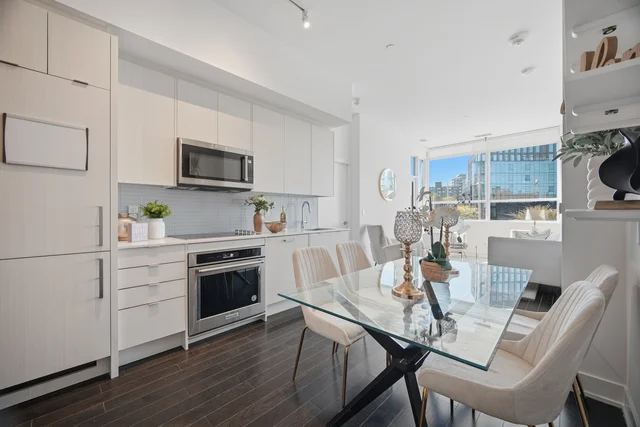 #206-181 Bedford Road, Toronto - photo 21