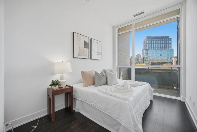 #206-181 Bedford Road, Toronto - photo 36