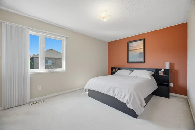 2194 Sutton Drive, Burlington - photo 26