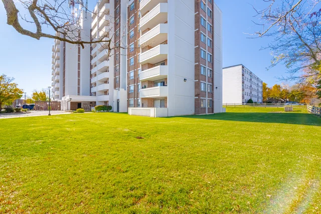 #206-8 Fead Street, Orangeville - photo 82