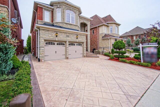 1312 Kestell Blvd Oakville - photo 3
