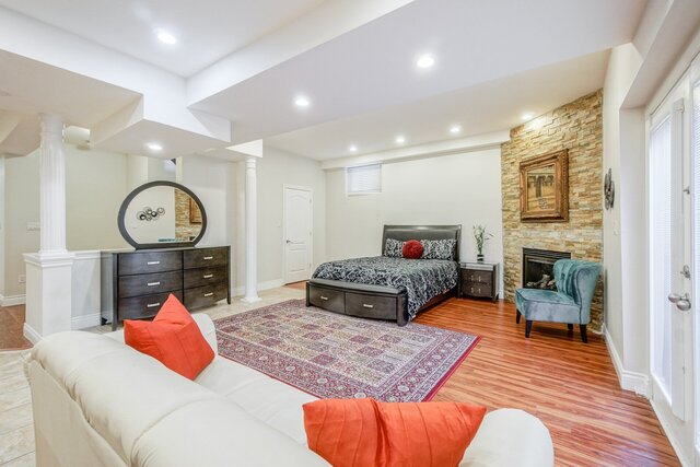 1312 Kestell Blvd Oakville - photo 62