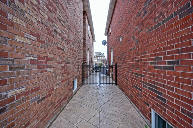 1312 Kestell Blvd Oakville - photo 69