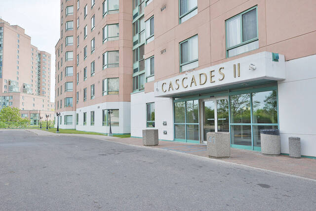 #910-41 Markbrook Lane, Etobicoke - photo 3