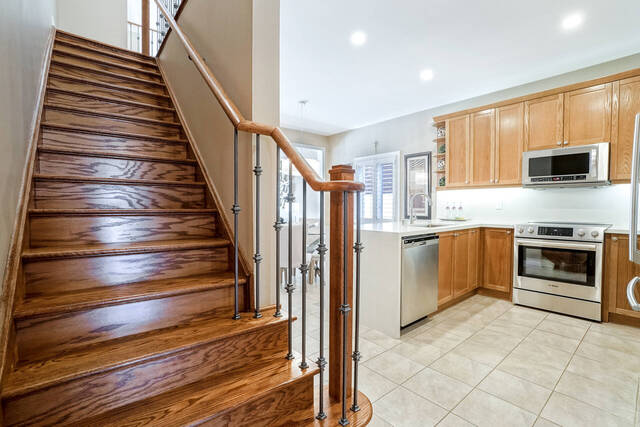740 Ferguson Drive, Milton - photo 29