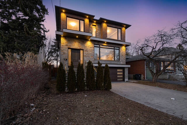 16 Risebrough Avenue, North York - photo 4