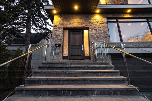 16 Risebrough Avenue, North York - photo 6