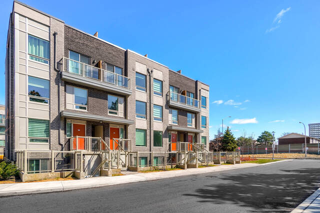#211-3 Applewood Lane, Etobicoke - photo 3