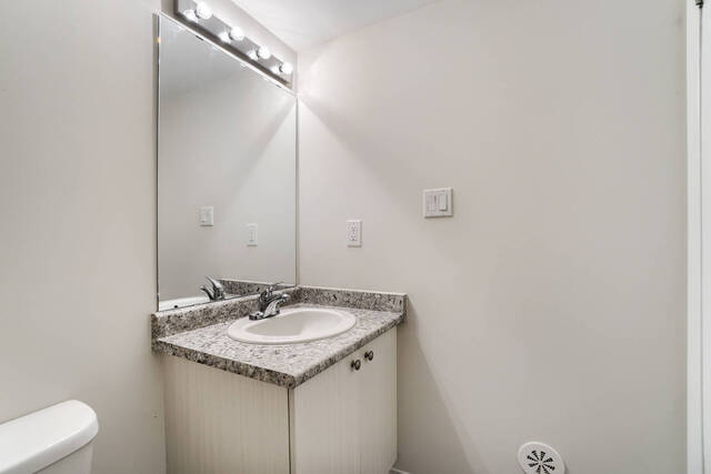 #211-3 Applewood Lane, Etobicoke - photo 25
