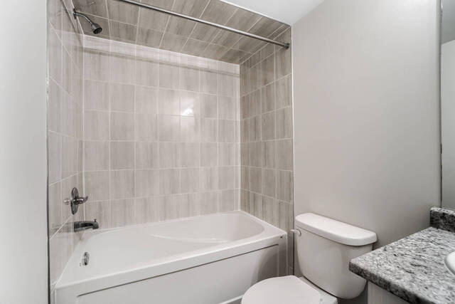 #211-3 Applewood Lane, Etobicoke - photo 26