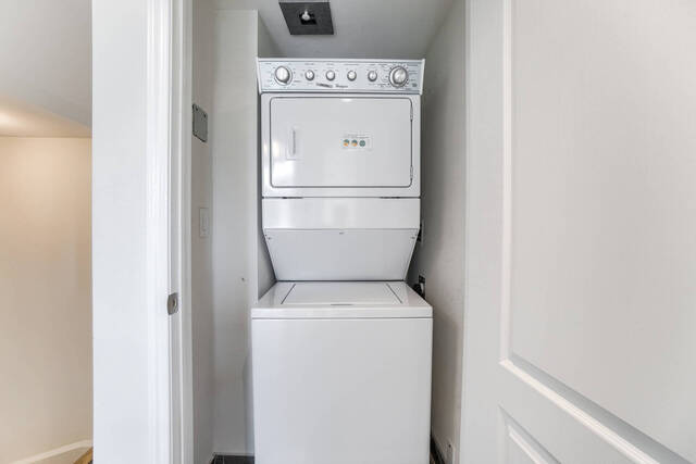 #211-3 Applewood Lane, Etobicoke - photo 27