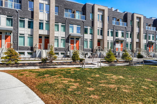 #211-3 Applewood Lane, Etobicoke - photo 34