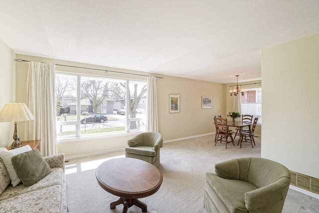 12 Brougham Crescent, Etobicoke - photo 9