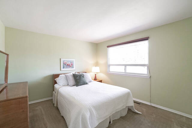 12 Brougham Crescent, Etobicoke - photo 18