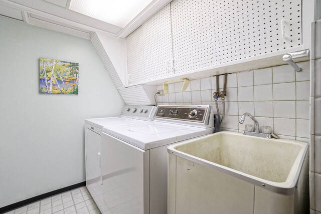 12 Brougham Crescent, Etobicoke - photo 37