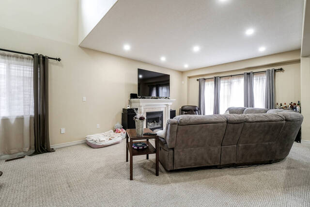 26 Creek Ridge Street, Kitchener - photo 19