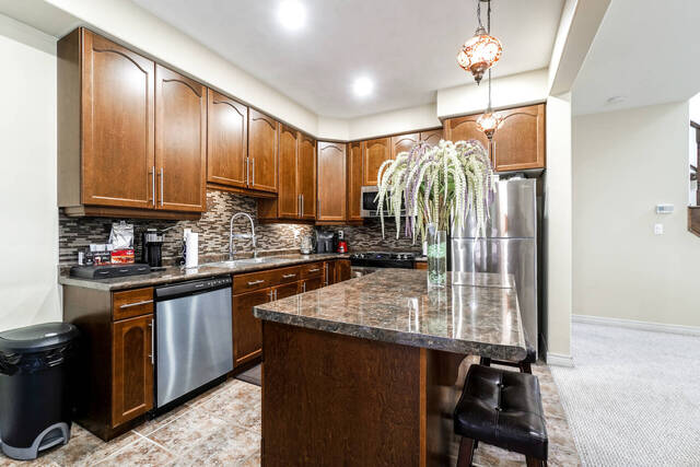 26 Creek Ridge Street, Kitchener - photo 25