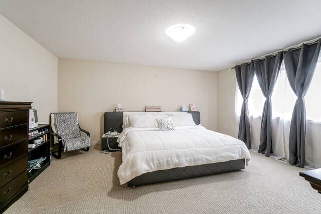 26 Creek Ridge Street, Kitchener - photo 33