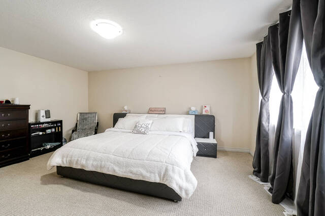 26 Creek Ridge Street, Kitchener - photo 34