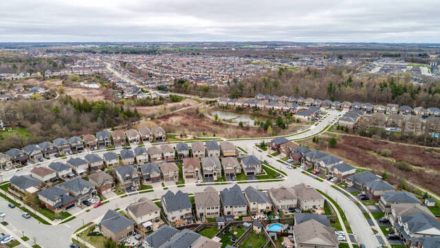 26 Creek Ridge Street, Kitchener - photo 59