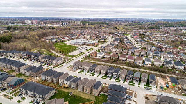 26 Creek Ridge Street, Kitchener - photo 60