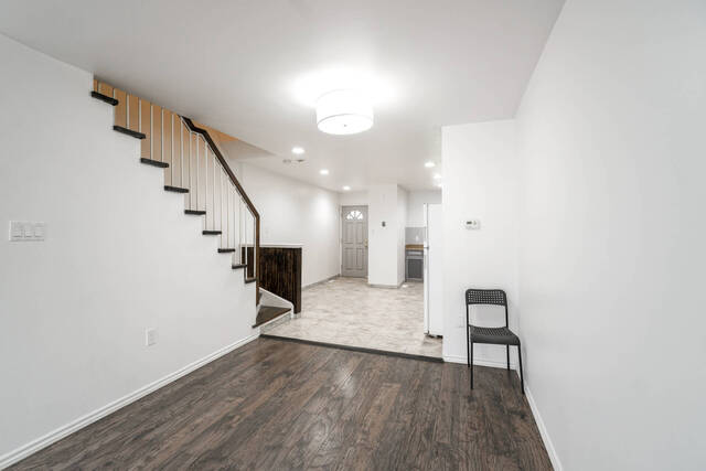 565 Melita Crescent, Toronto - photo 16