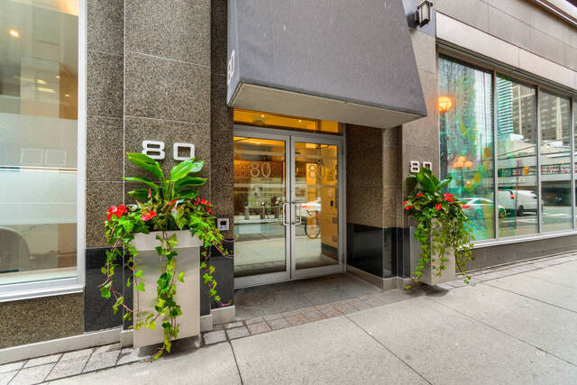 #704-80 Cumberland Street, Toronto - photo 4