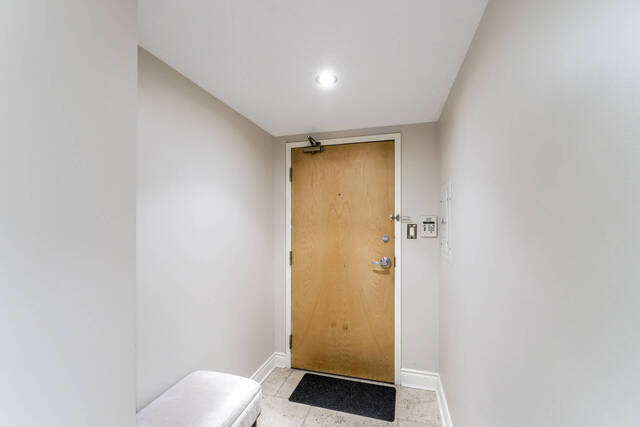 #704-80 Cumberland Street, Toronto - photo 7