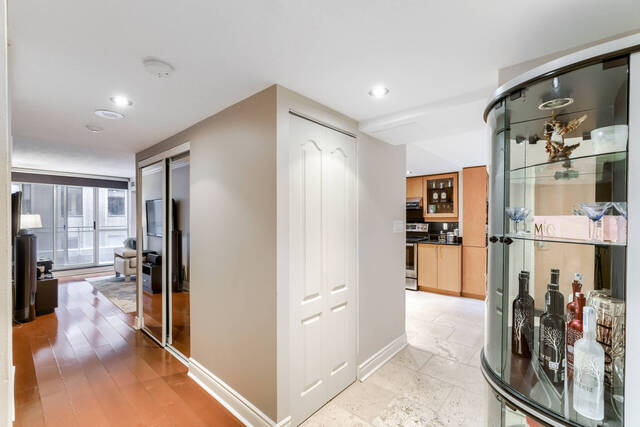 #704-80 Cumberland Street, Toronto - photo 8