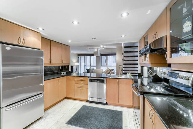 #704-80 Cumberland Street, Toronto - photo 13