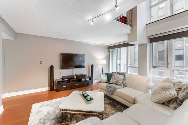 #704-80 Cumberland Street, Toronto - photo 19