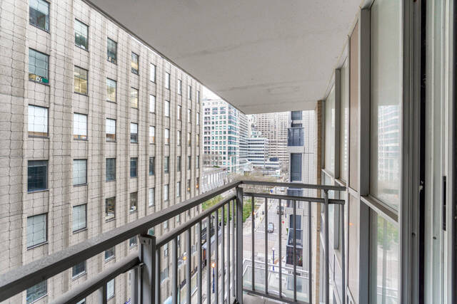 #704-80 Cumberland Street, Toronto - photo 32