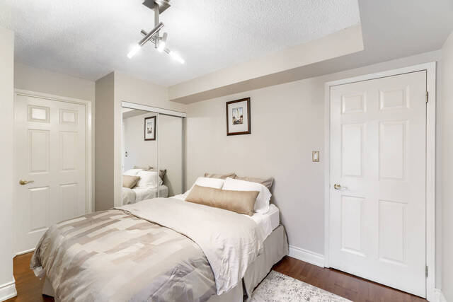 #704-80 Cumberland Street, Toronto - photo 35