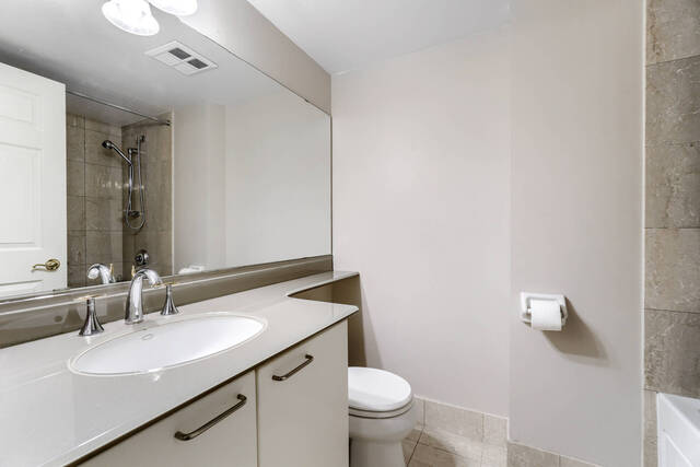 #704-80 Cumberland Street, Toronto - photo 37