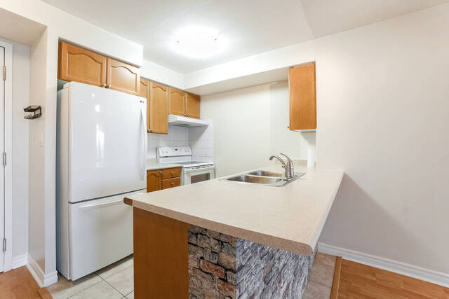 #413-3880 Duke of York Boulevard, Mississauga - photo 6