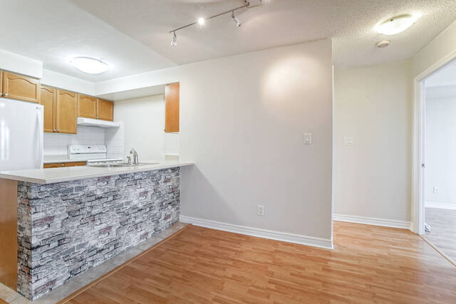 #413-3880 Duke of York Boulevard, Mississauga - photo 12