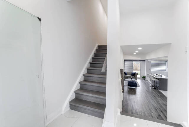 7427 Moodie Court, Mississauga - photo 19