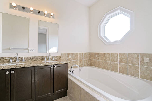 9121 Derry Road, Milton - photo 25