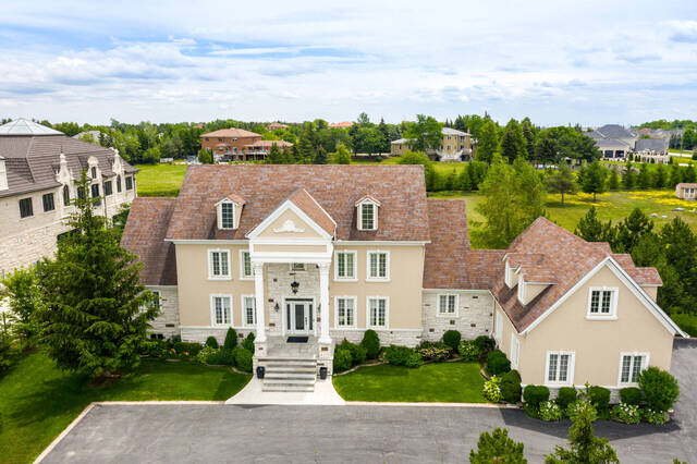 28 Morris Court, Brampton - photo 1